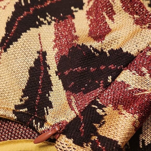 St. John by Marie Gray Sleeveless Feather Pattern Top w/ Scarf Size L NWT - Picture 11 of 11